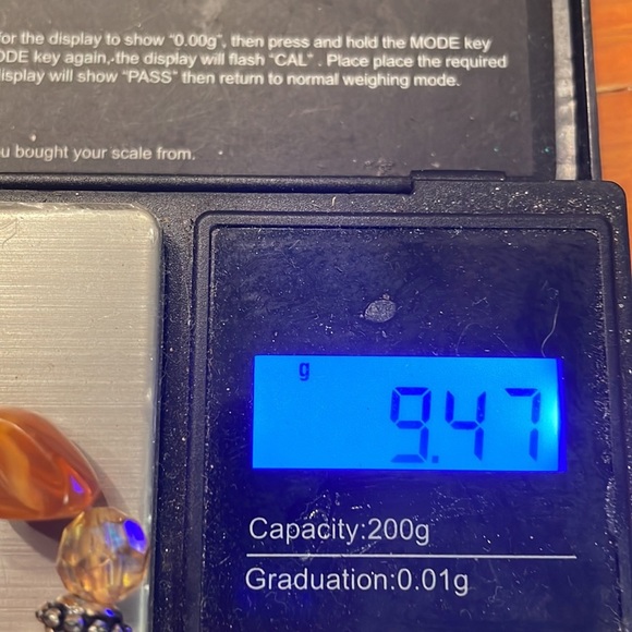 8” stackable stretch bracelet with 11 amber color 4 stone 8 silver beads - Picture 12 of 12